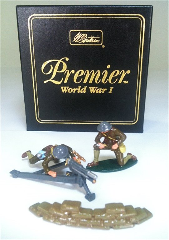 Britains Set # 41032 Premier Series, French 37mm: Premier Series, French 37mm Trench Gun, with U. S. Artillery Detachment with original box. 3 Pieces. Condition Excellent.