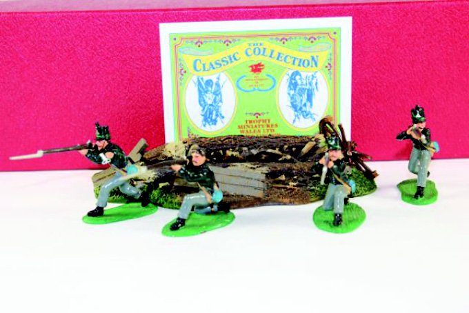 Trophy Napoleonic #WAD1: Outside the gates of Le Haye Sainte Excellent Condition with Box 5 Pieces.