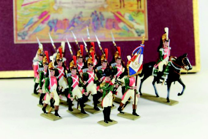 Lucotte 25th Dragoon Regiment: Limited Edition Excellent Condition with Box 14 pieces.