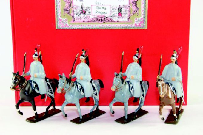 Mignot Napoleonic Cavalry: Troika Dragoons Excellent Condition with Box 4 pieces.