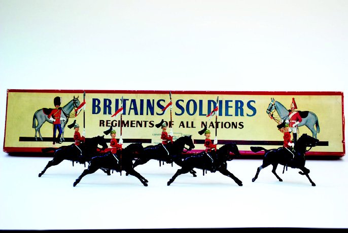 Britains Set #44 The Queens Bays: Post War with Original Box, Untied. 5 Pieces. Condition Very Good, Box Very Good.