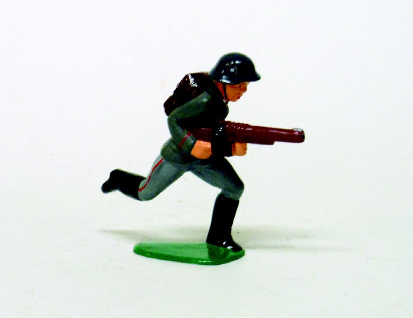Lou Steinberg’s One Off Dimestore Conversion: German Running with Automatic Weapon. One Piece. Unboxed. Condition Excellent.