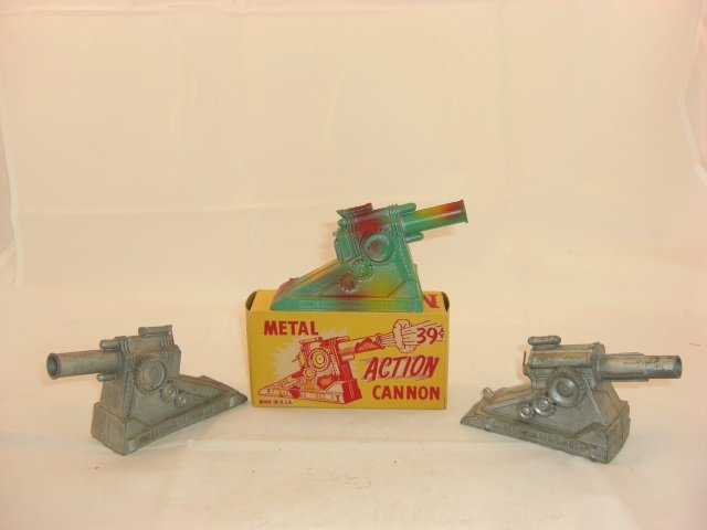 Manoil Cannon: M200 Cannon. 3 Pieces. Condition Mint.