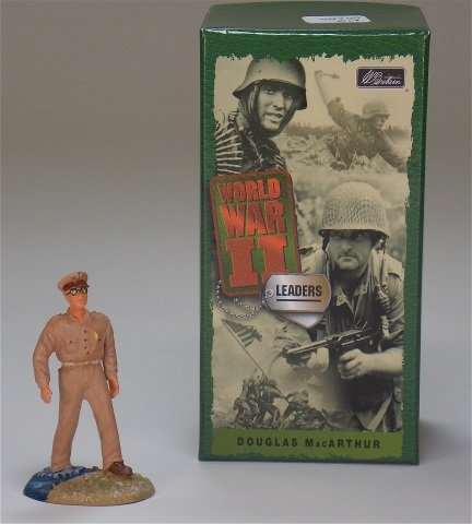 Britains Set #286: WWII Douglas MacArthur. With Original Box. 1 Piece. Condition Excellent.