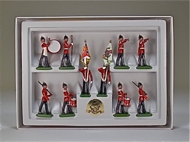 Britains Set #5803: Duke of Wellington Regiment. With Original Box. 10 Pieces. Condition Excellent.
