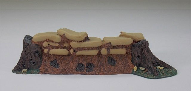 Britains Set #17238: Sandbags Tactical Scene with Original Scene. With Original Box. 1 Piece. Condition Excellent.