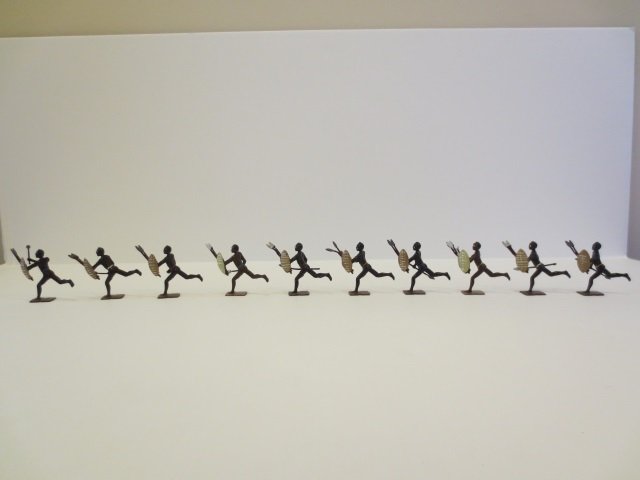 Britains from Set #147 Zulus: Post War. 10 pieces, unboxed, condition very good