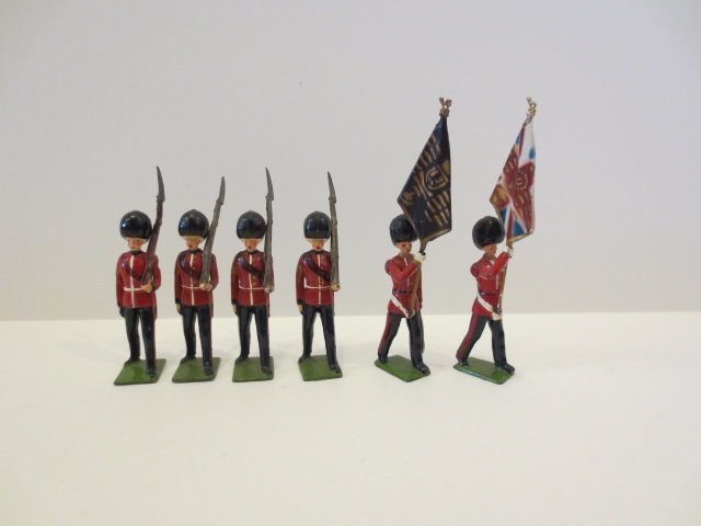 Britains Set #2084 Scots Guards Colour Party: Post War. 6 pieces, unboxed, condition very good
