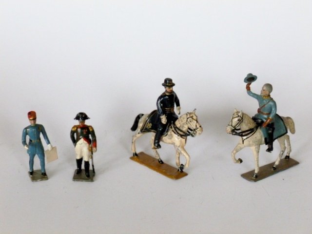 Mignot Personalities: General Grant, General Lee, Napoleon and Joffre. Post War. 4 pieces, unboxed, condition very good