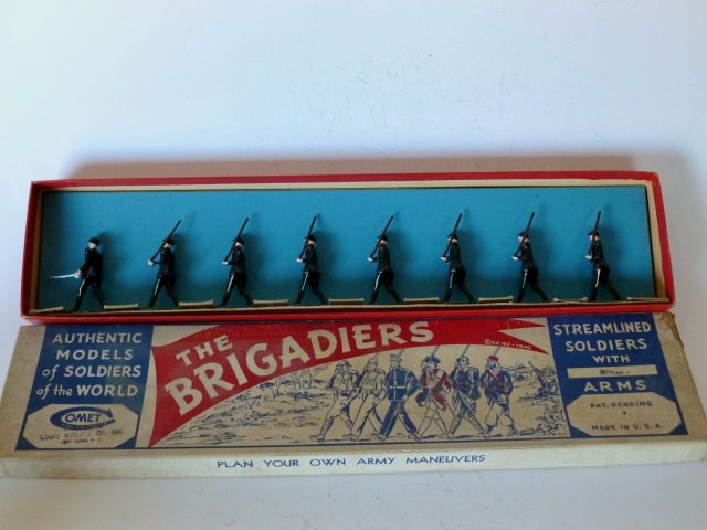 Comet German Infantry: Post War. 8 pieces with original box and retaining card, condition very good, box good