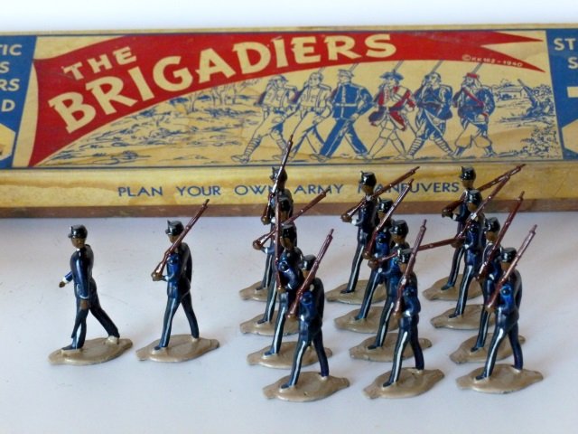 Comet Dutch East Indian I.O.L.: Post War. 14 pieces with original box, no retaining card, condition very good, box good