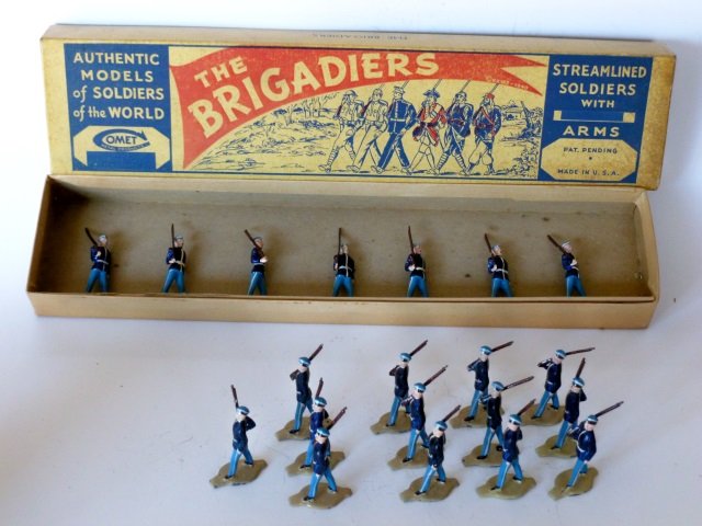 Comet Infantry Blue Jacket & Forage Cap: Post War. 20 pieces, unboxed, condition very good