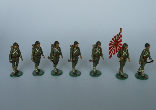 Palmetto Japanese WWI: Post War. 7 pieces, unboxed, condition very good