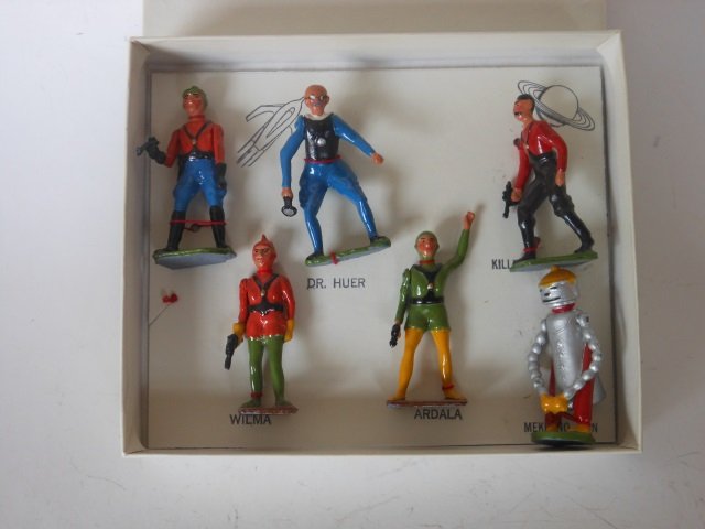 Britains Reproduction Buck Rogers Set: By DP Miniatures of Chicago, Don Pielin. Tied in box, 6 pieces, condition excellent, excellent box
