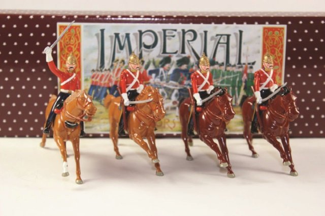 Imperial Crimean War Cavalry 1854: 1st Dragoon Guards #68 and Officer #69 Excellent With Box 4 Pieces.