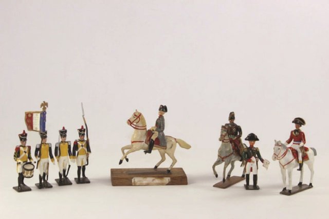 Mignot Napoleonic Vistula Legion: With Assorted Versions of Napoleon Very Good Condition No Box 8 Pieces.