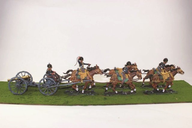 Collectors Showcase Napoleonic Artillery: Horse Team Pulling Cannon And Caisson (Glued To Base) Excellent Condition No Box 1 Piece.