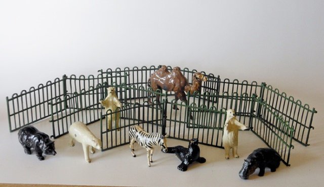 Zoo Animals Assortment: Britains and other manufacturers. Post War. Condition very good. Unboxed.