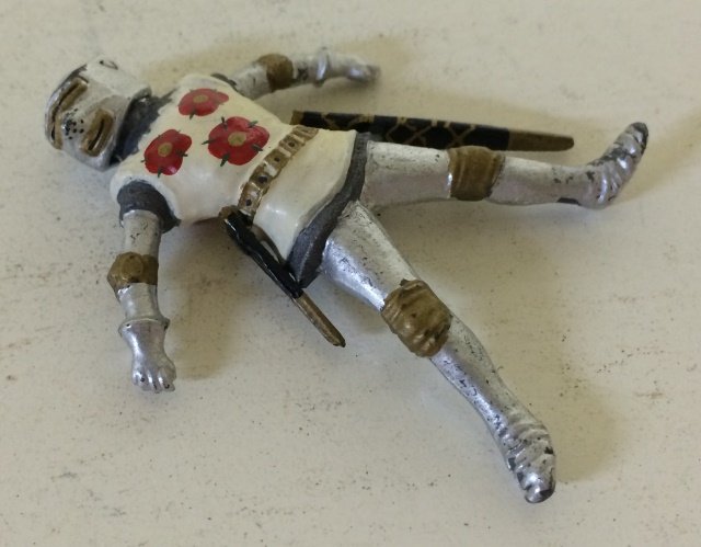 Courtenay- Wounded Knight #13: Sieur de Rosoy with moveable visor. Post War. 1 Piece. Condition Excellent.