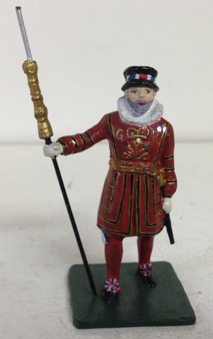 Courtenay- Beefeater: 1 Piece. Post War. Condition Near Mint.