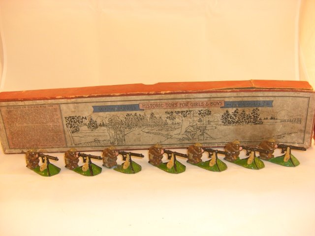 Metal Miniatures Co. Machine Gunners: Metal Miniatures Co. (Jones) machine gunners; distributed by George Barfeldt Corporation; condition pristine, box poor; 7 pieces.