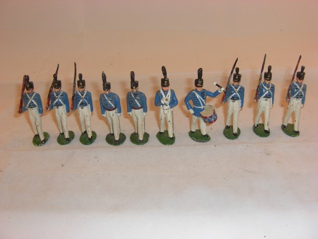 Timpo West Point Cadets: Timpo West Point Cadets; 1 rifle broken; condition excellent; 10 pieces.