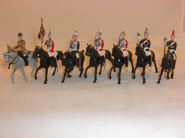 Britains #2067 The Sovereign’s Life Guards: Britains #2067 The Sovereign’s Standard of the Life Guards; condition excellent; 7 pieces; post war.