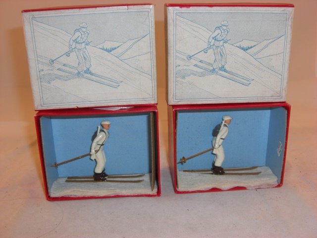 Britains #2037 Ski Trooper: Britains #2037 Ski Trooper x 2; condition mint in box; 2 pieces and Boxes; post war.