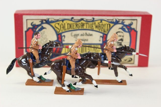 Trophy Miniatures 21st Lancer Cavalry: Egypt and the Sudan #SS42 Excellent Condition With Box 3 Pieces.