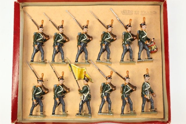 CBG Mignot Russian Infantry: Marching 1810 Tied in Box 1950?s Near Mint Condition.