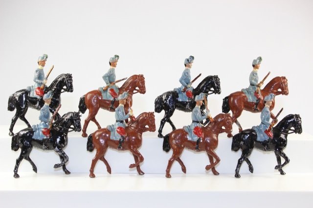 French Hollowcast French Carabiner: Cavalry At Walk Excellent Condition No Box 8 Pieces.
