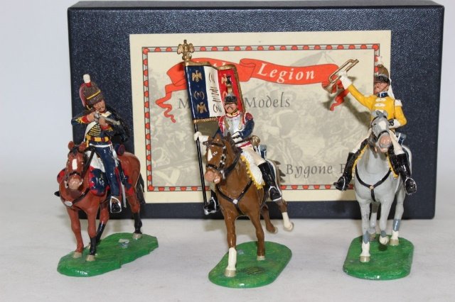 Little Legion Military Models Napoleonic War: 1st Hussars Kings German Legion With Carbine 9th Cuirassier Standard Bearer 9th Cuirassiers Bugler Excellent Condition With Box 3 Pieces.