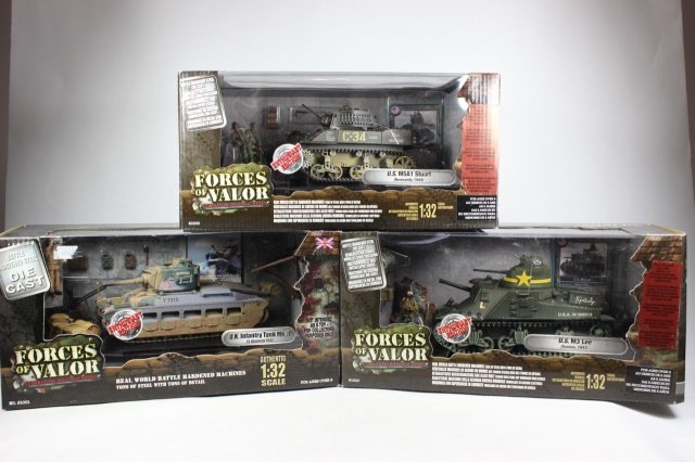 Forces of Valor Armour The Ultimate Soldier: US M5A1 Stuart (Normandy) UK Infantry Tank MKII US M3 Lee Tunisia 1942 NRFB Diecast Models Excellent Condition With Boxes 3 Pieces.