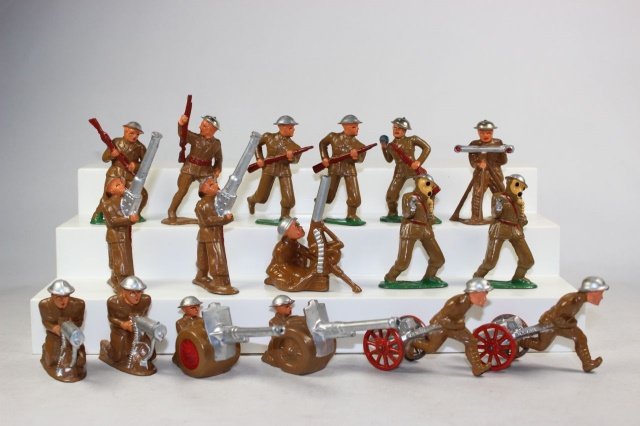 Barclay WWI Dimestore Soldiers: Very Clean Assortment Excellent Condition No Box 17 Pieces.