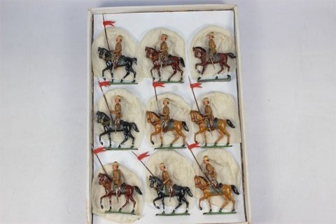 Heyde British Lancers: 48mm Excellent Condition With Fragile Box 9 Pieces.