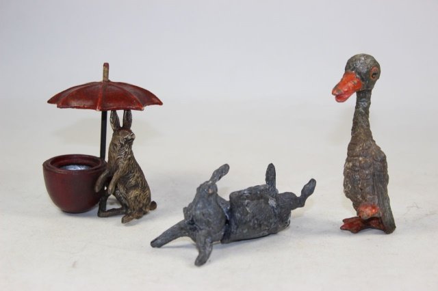Heyde Nick/Nack: Bunny Rabbit with egg under an umberella, Donkey and Goose Excellent Condition 3 Pieces.