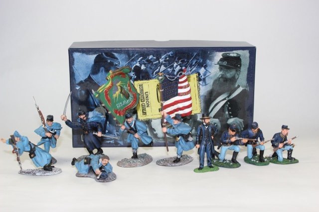 Wm Britains: #17009 #17429 #17017 Ulysses S Grant Union Dismounted Cavalry Clear The Way Excellent Condition With Box 10 Pieces.