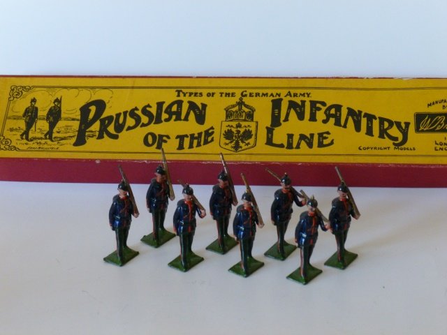 Britains Set #154 Prussian Infantry: Pre-War. 8 pieces. Retaining card available in original Whisstock box. Condition excellent. Box very good.