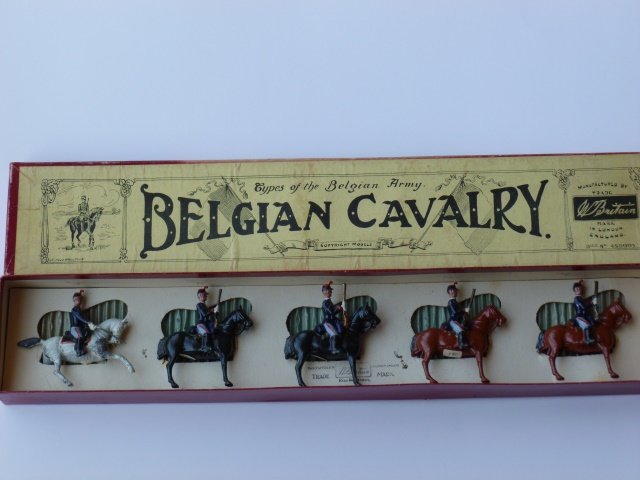 Britains Set #190 Belgian Cavalry: Pre-War. 5 pieces, mounted. In retaining card, in original Whisstock box. Condition excellent. Box very good.