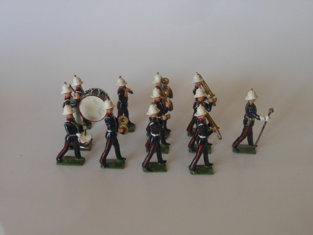 Britains Set #1291 Royal Marine Band: Post War 12 pieces. Unboxed. Condition very good.