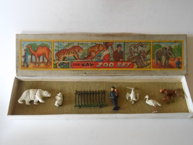 Kay Zoo Animals by T & B: Post War. Very Rare Zoo set tied in Original Illustrated pre- war art work box. 7 Pieces. Condition Excellent. Box Excellent.