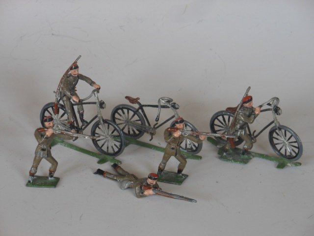 Heyde Montenegrin Cycle Troops: 6 pieces. Pre-War. Unboxed. Condition excellent.