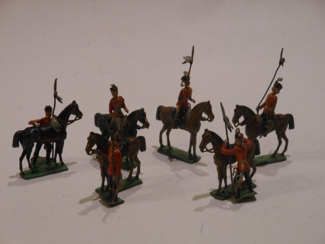 Heyde British Lancers: 6 pieces. 50mm scale. Pre-War. Unboxed. Condition very good.
