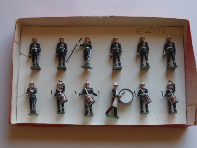 Britains Set #2115 Royal Marine Drums and Bugles: 12 pieces. Post War. Tied in a plain box. Condition very good.