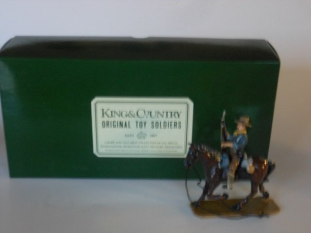 King and Country Rough Rider: 1 piece in an original box. Post War. Condition excellent. Box excellent.