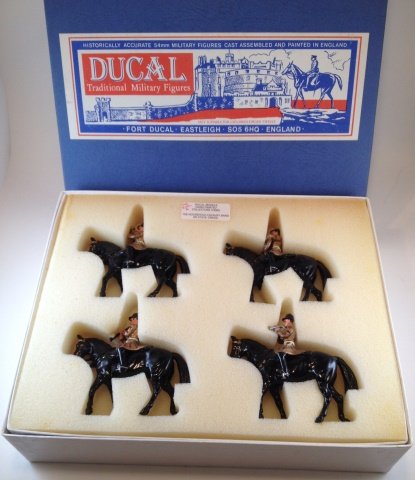 Ducal Household Cavalry Band #5001A: 4 pieces. Condition Excellent. Box Excellent.