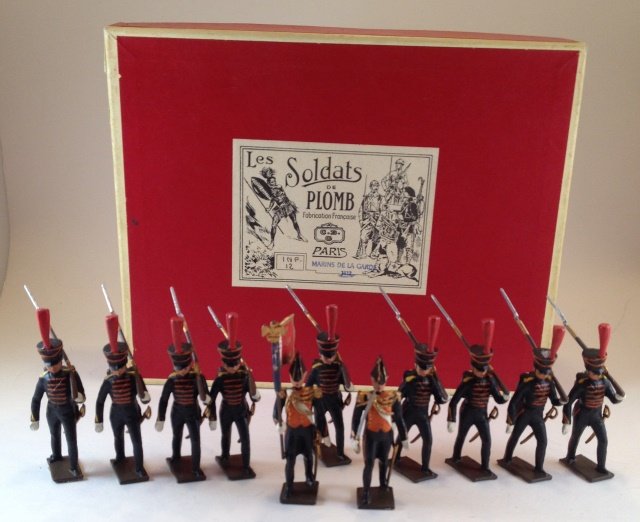 Mignot Marins de la Garde 1812: 11 pieces. Condition Excellent. Box Excellent. Missing 1 Fig. Post War.
