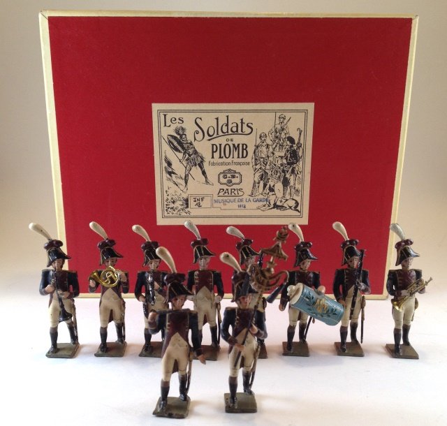 Mignot Musique de la Garde 1812: 10 pieces. Condition Very Good. Box Excellent. Missing 2 pieces. Post War.