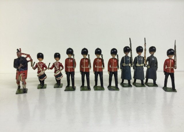 Assorted Britains From Sets #82, 312, & Misc.: 11 pieces. Condition Very Good. No Box. Pre & Post War.