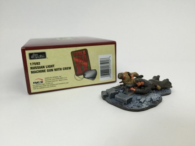 W Britain Russian Light Machine Gun Set #17592: World War II. With Crew and original box. 1 piece. Condition Excellent.